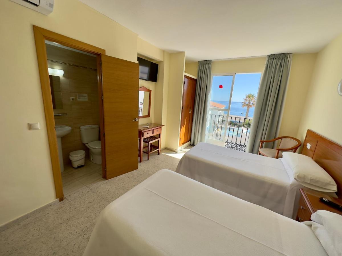 Hotel Cabello Torremolinos Bagian luar foto