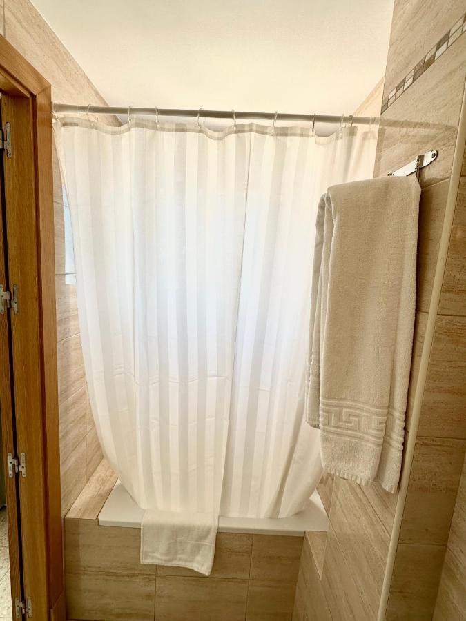 Hotel Cabello Torremolinos Bagian luar foto