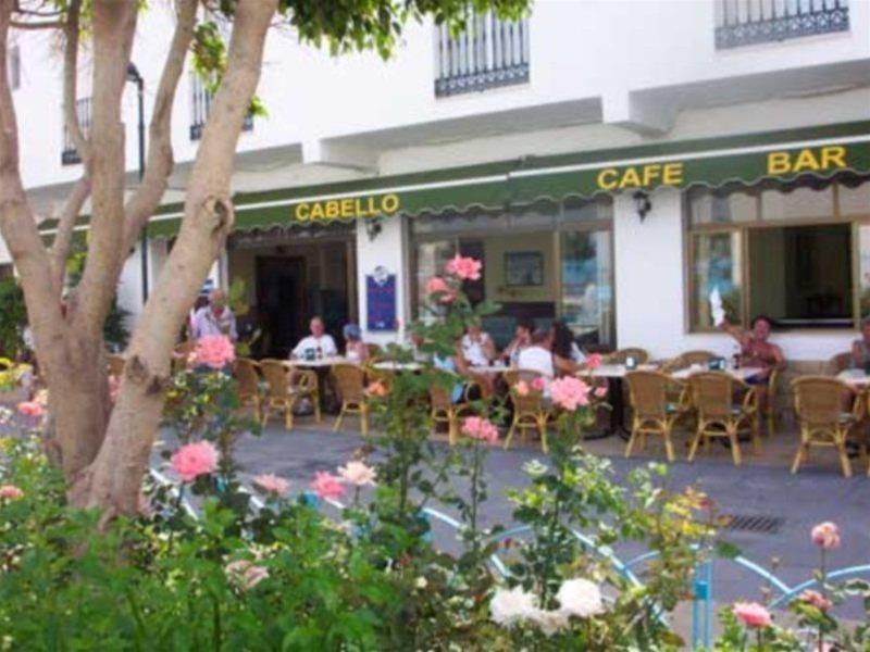 Hotel Cabello Torremolinos Bagian luar foto