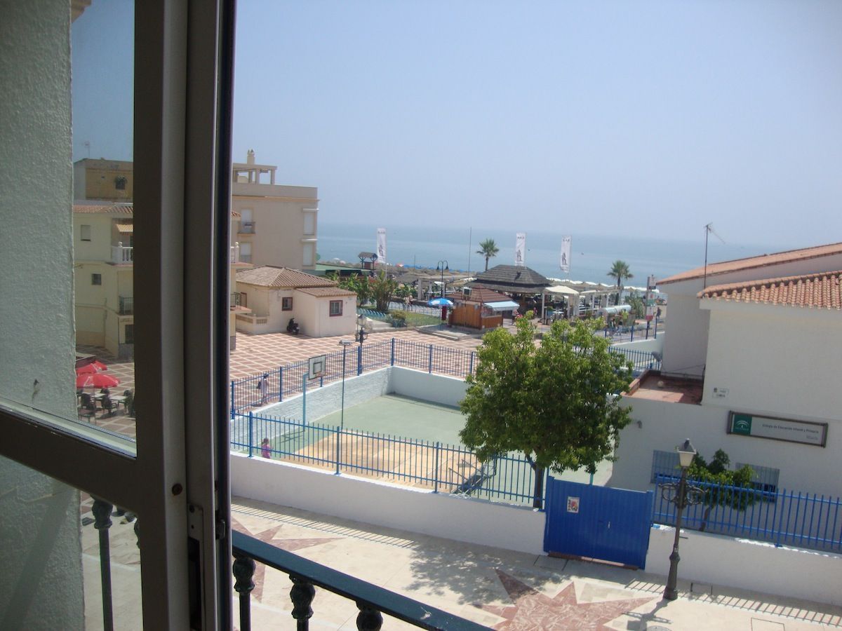 Hotel Cabello Torremolinos Bagian luar foto